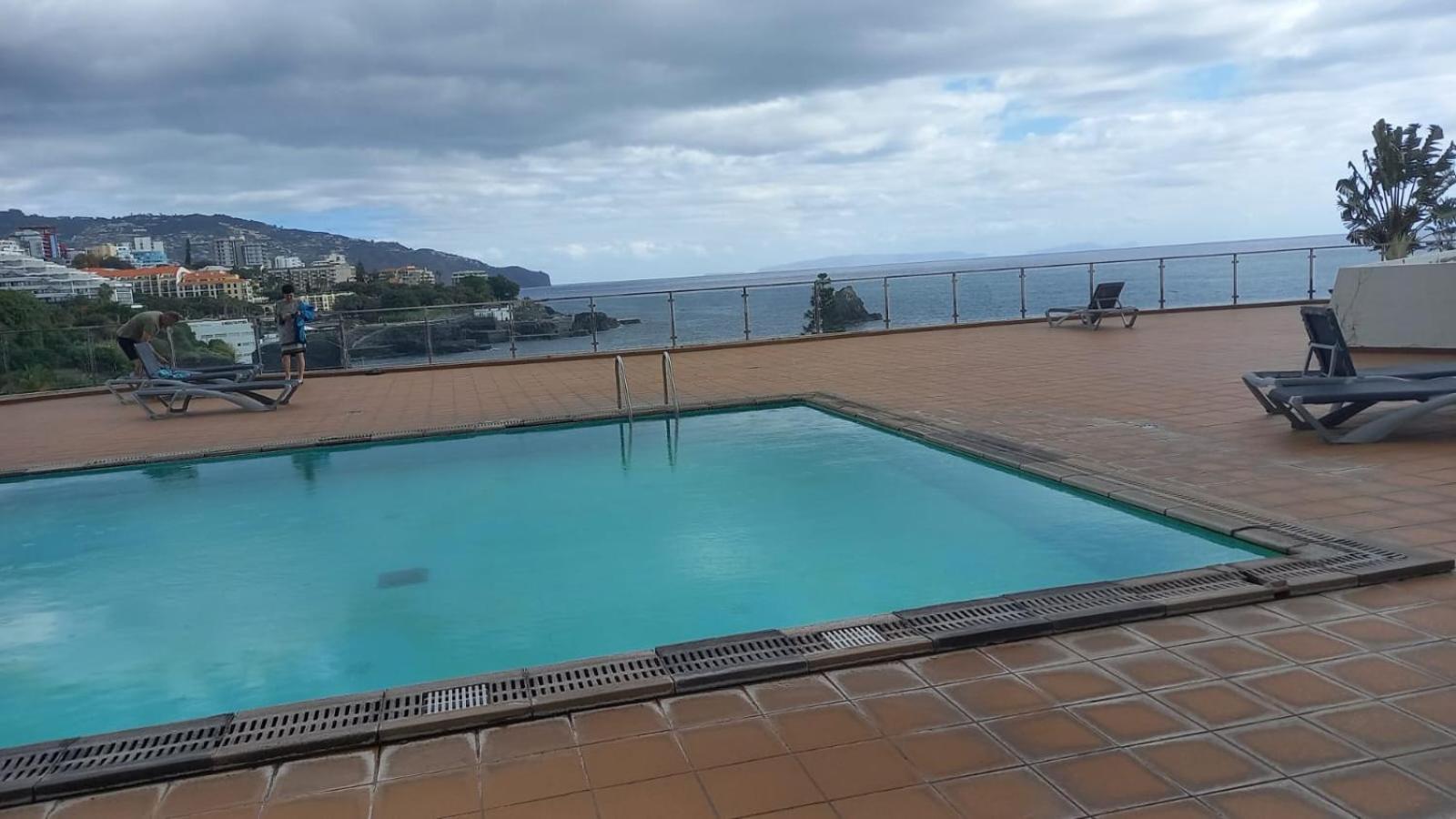 Apartamentos Do Mar - Pikis Flat Funchal  Exterior photo
